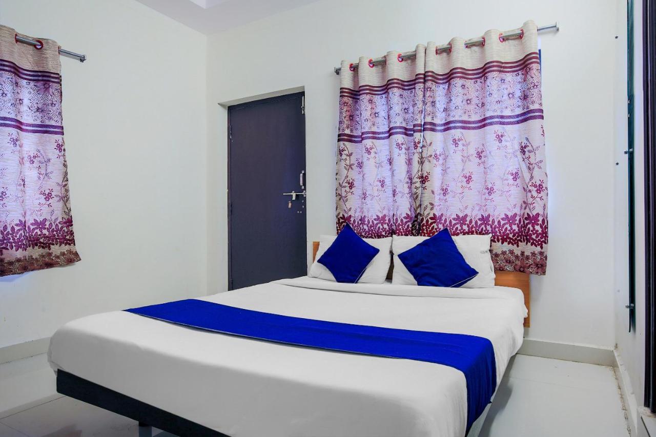Oyo Silverkey 74581 Nallagandla Hotell Hyderabad Eksteriør bilde