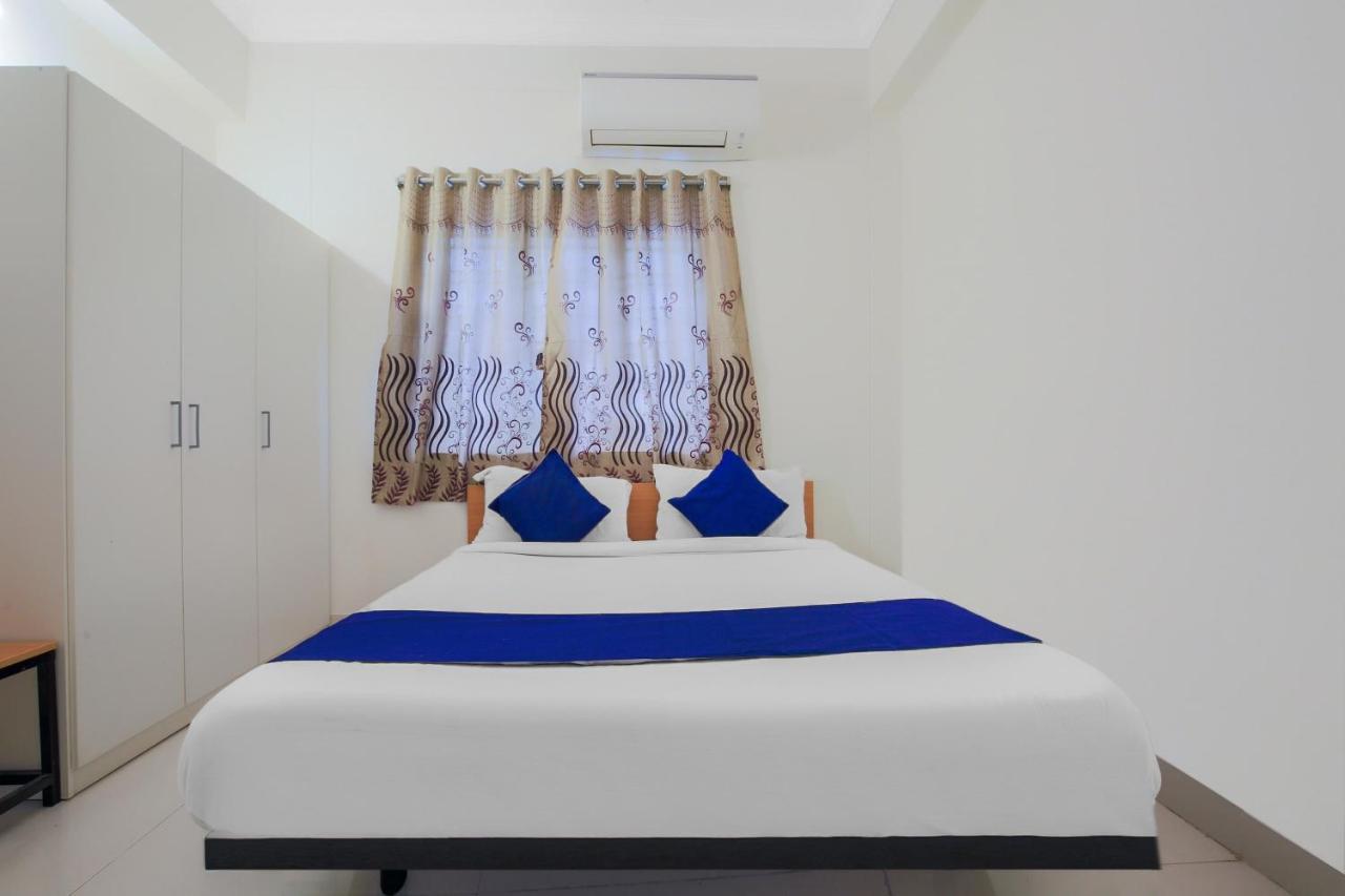 Oyo Silverkey 74581 Nallagandla Hotell Hyderabad Eksteriør bilde