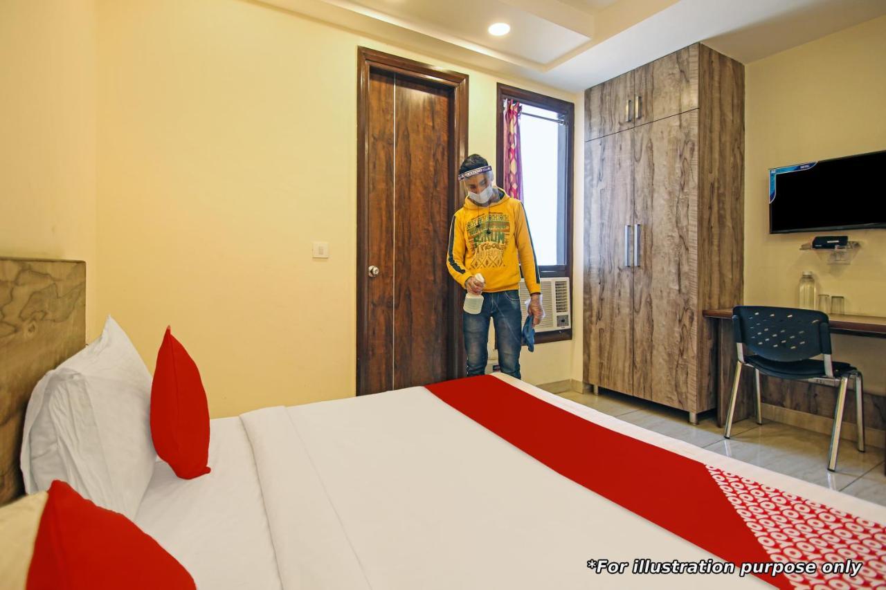 Oyo Silverkey 74581 Nallagandla Hotell Hyderabad Eksteriør bilde