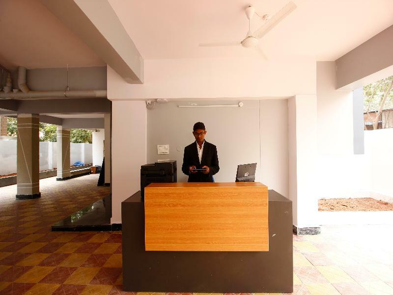 Oyo Silverkey 74581 Nallagandla Hotell Hyderabad Eksteriør bilde