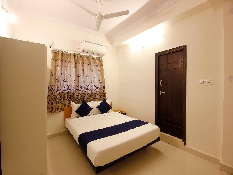 Oyo Silverkey 74581 Nallagandla Hotell Hyderabad Eksteriør bilde