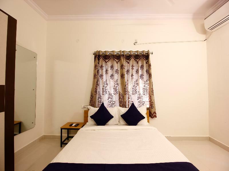 Oyo Silverkey 74581 Nallagandla Hotell Hyderabad Eksteriør bilde